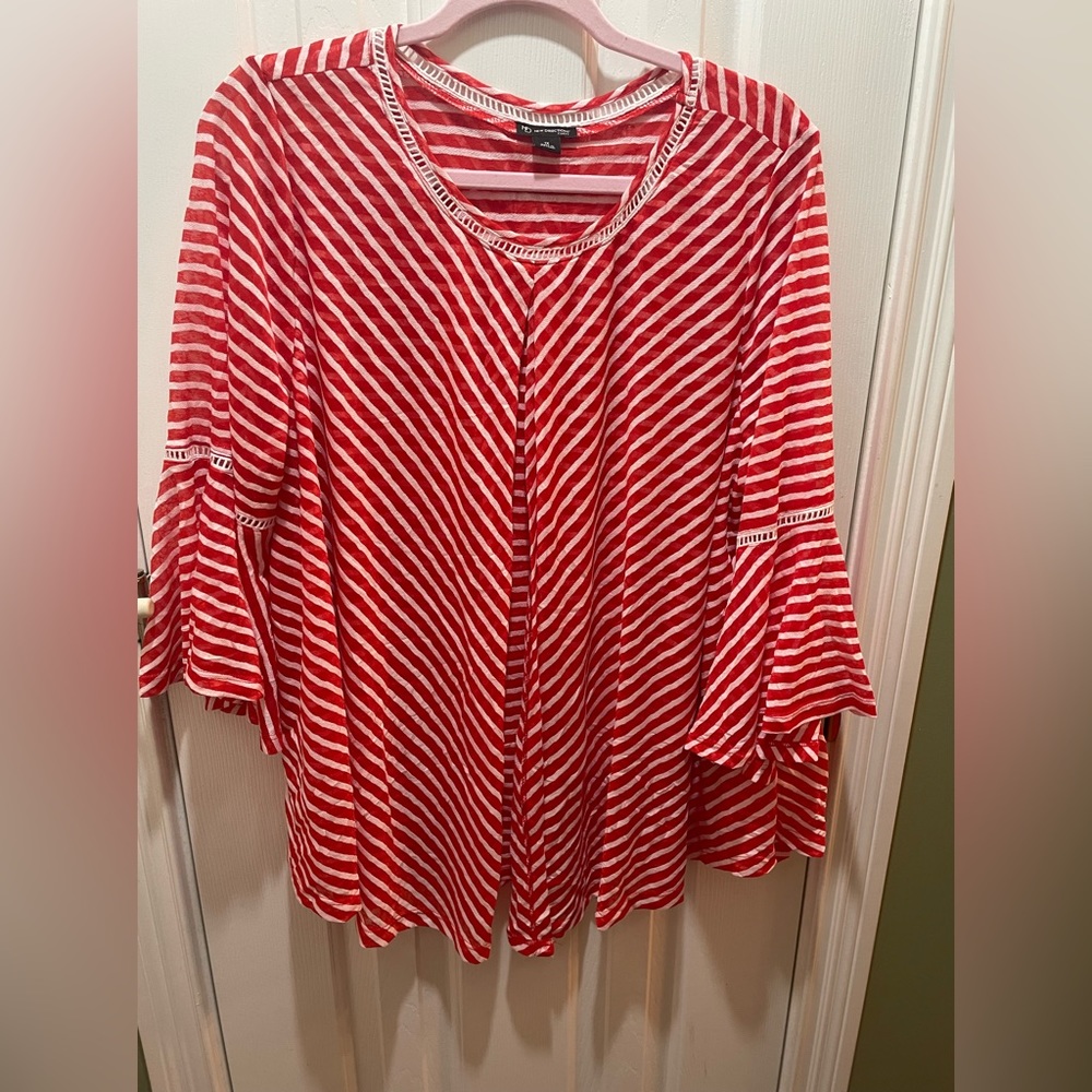 Plus 1x New Directions top